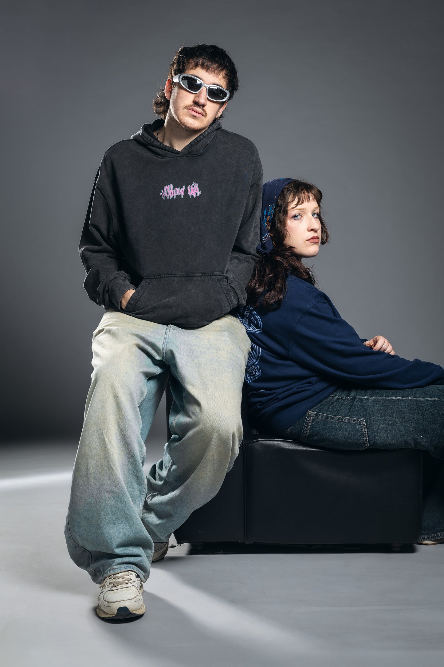 Sudadera Oversize con Capucha "3D"