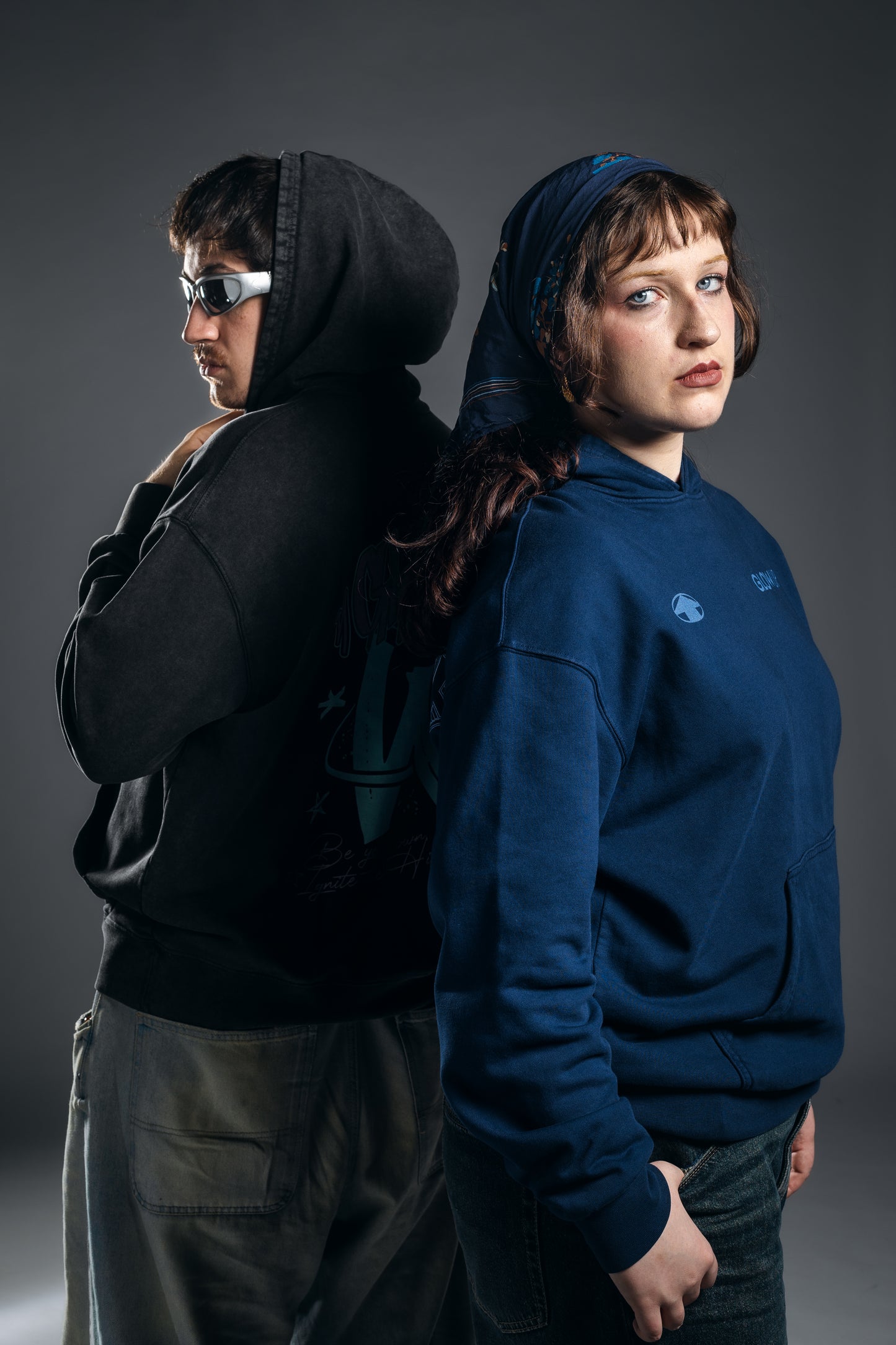Sudadera Oversize con Capucha "3D"